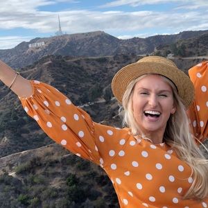 Meet your Posher, Carly